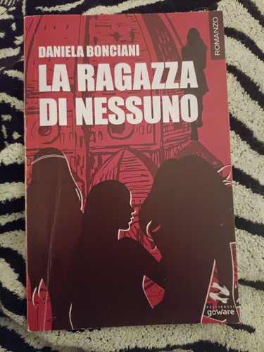 Ragazza nessuno di - la,