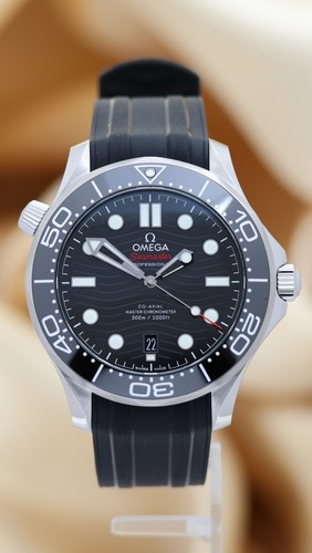 Omega seamaster diver 300m - omega,