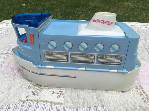 Vintage grande barbie barca - vintage, a