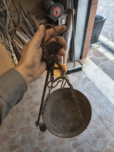 Vecchia stadera bilancia - stadera,