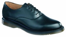 Dr Martens 5 Buchi Bennett