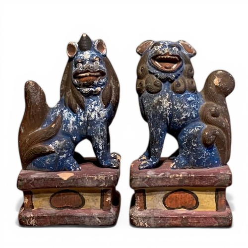Antica statua ceramica