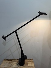 Lampada da tavolo modello