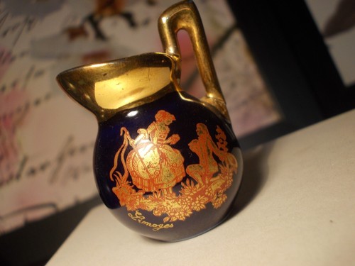 Broc miniature porcelaine - en,
