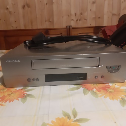 Grundig videoregistratore vhs - grundig,