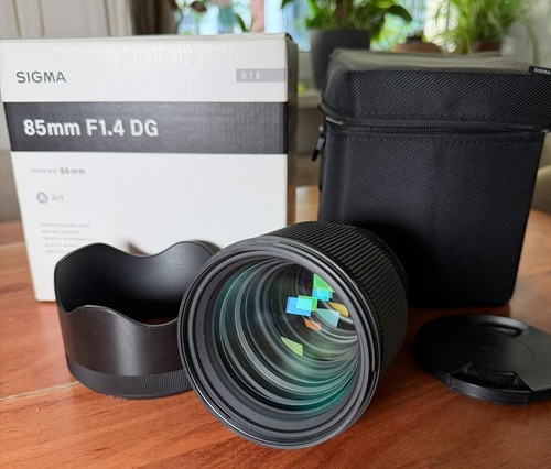 Sigma 85mm hsm art - 85mm, f1.4