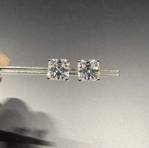 Orecchini perno moissanite - a,