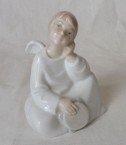 Nao lladro figurine - nao,
