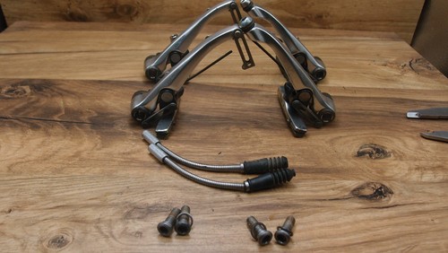 Set freni shimano deore v - shimano,
