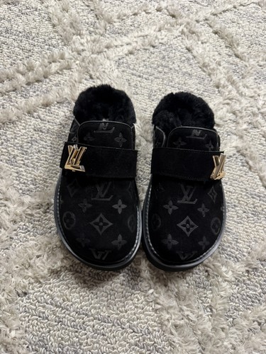 Louis vuitton cosy flat - louis,