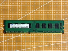 2 GB DDR3-RAM 240-pin 2Rx8 PC3-10600U - 'Samsung M378B5673EH1-CH9'