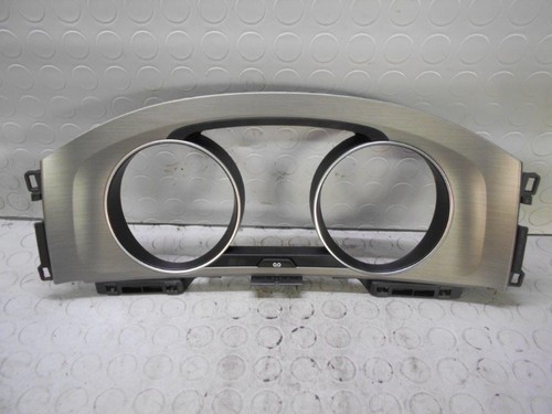 Cornice quadro strumenti