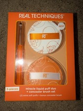 Real Techniques Miracle Liquid