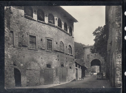 Cartolina gubbio palazzo del - gubbio,