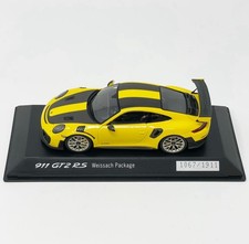 Porsche 911 GT2 RS Weissach
