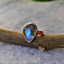 Natural Labradorite Gemstone