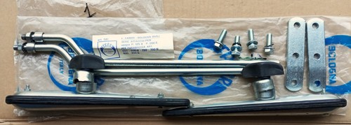 Supporti parabrezza vespa - supporti,