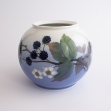 VASO SFERA PORCELLANA ROYAL COPENHAGEN "Le More" ORIGINALE HANDMADE 288-42-6