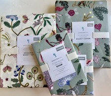 Libro di fiabe in ceramica