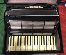 FISARMONICA SETTIMIO SOPRANI MOD.RAVENNA FUNZIONANTE CON CUSTODIA TASTI BIANCHI