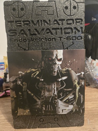 Hot toys 600 terminator - t-600,