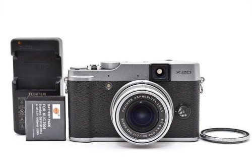 Fotocamera digitale compatta