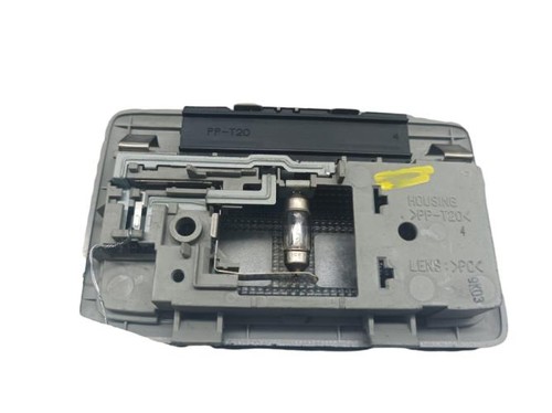 Luce cortesia suzuki swift - suzuki,