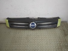 24722 Mascherina griglia presa