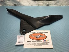 Carena lateral lateral