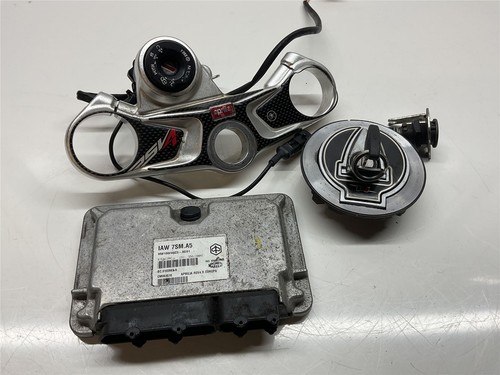 Aprilia rsv4 2010 set - r,