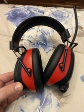 Cuffie Wi-Fi. Da poligono O Tiro Dinamico Allen