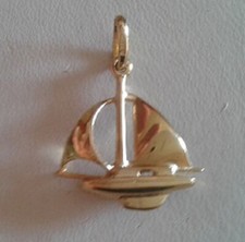 Ciondolo in oro giallo 18 kt 750 mill. forma barca a vela charms per bracciale
