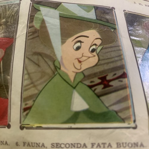 Figurina 6 la bella - ,