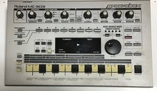 Roland MC-303 Sequencer Groovebox Drum Machine modulo sonoro buono stato