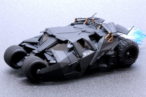 Revoltech batman tumbler - revoltech,