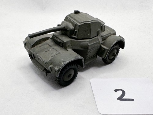 Dinky toys 670 - daimler, ii