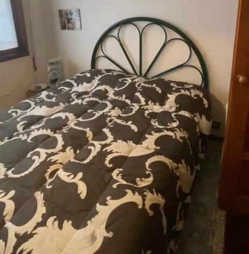 Letto matrimoniale verde - , di