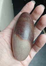 Shiva lingam pierre sacrée /