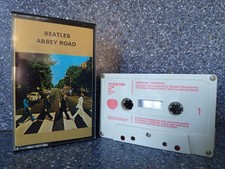 THE BEATLES UK CASSETTE TAPE ALBUM ABBEY ROAD RED TITLES TC-PCS 7088