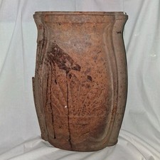 Antica stufa riscaldante in