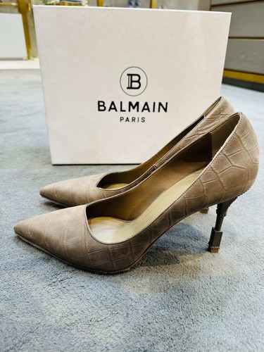 Balmain heels décolleté - décolleté, a