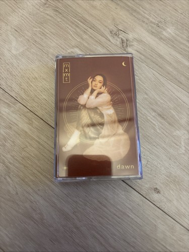 Mxmtoon dawn cassette - mxmtoon,