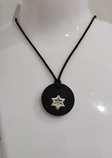 Collana cordino nero ciondolo