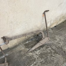Antico aratro detto vomero in