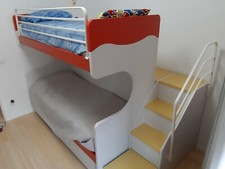 LETTO A CASTELLO CON SCALE E CASSETTONI - USATO