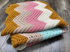 Coperta afgana all'uncinetto