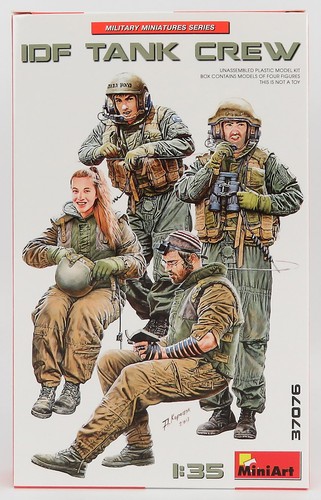 Miniart figures - -,