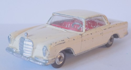 Corgi toys 230 - toys, n.230