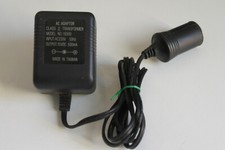 Trasformatore di tensione/alimentatore AC220V 50Hz/15VDC 500mA usato