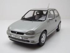 Opel Corsa B GSI 1993 argento